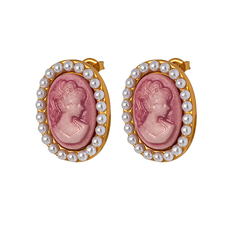 Pearl Around Girl Portrait Oval Stud Earring