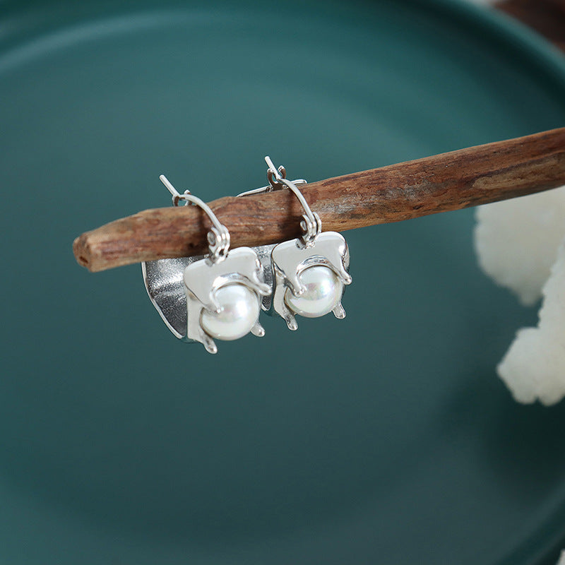 Geometric Hollow Square Inlay Pearl Earrings