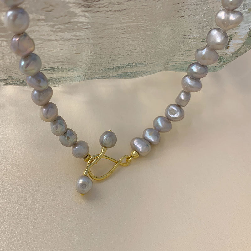 Gray Baroque Pearl Clavicle Necklace