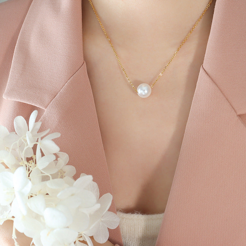 Single Pearl Pendant Necklace