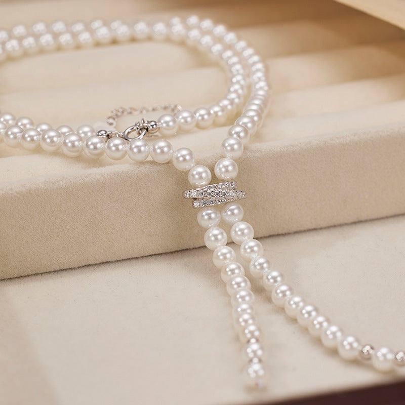 Long Y Pearl Necklace for Low-cut Dress