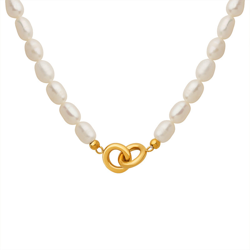 Gold Circles Clasp Pendant Freshwater Pearl Necklace