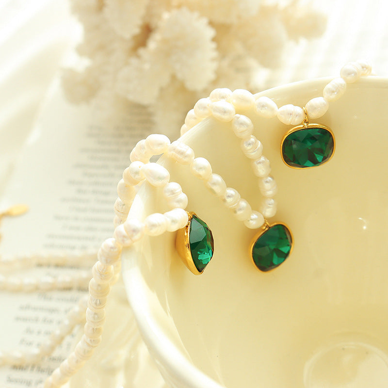 Deep Green Crystal Pendant Pearl Necklace