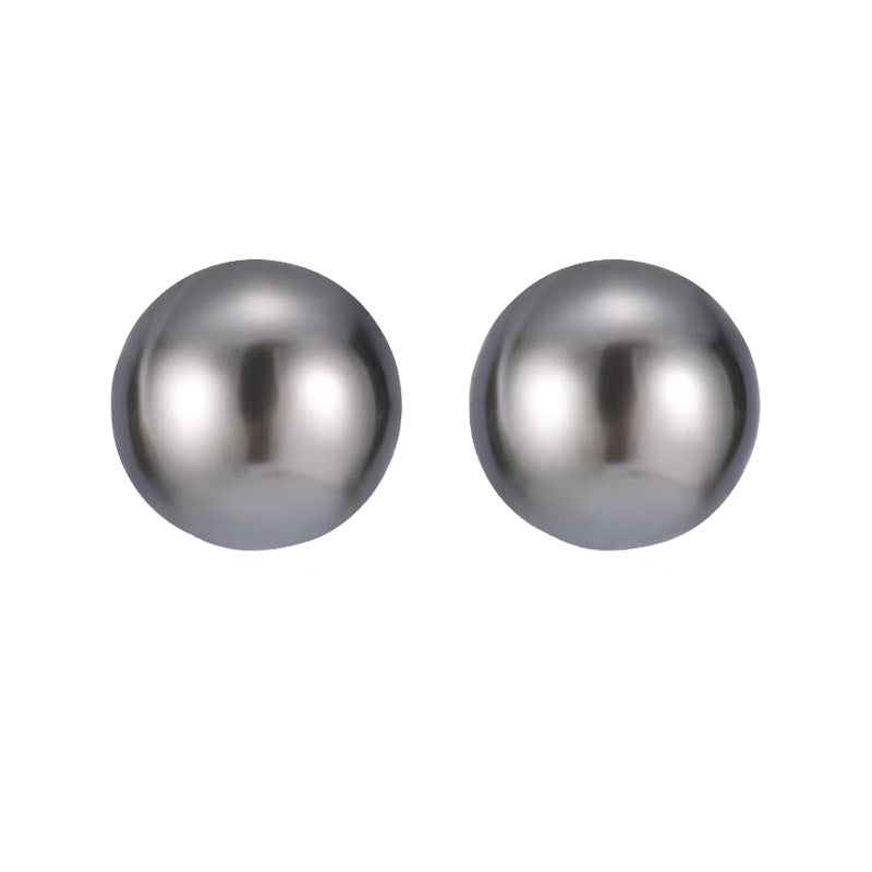 Classic 10mm Pearl Stud Earrings