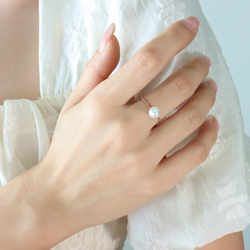 Twist Rose Gold Pearl Ring