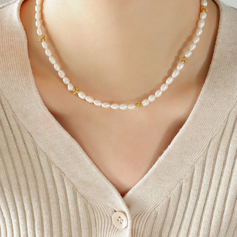 Chic Freshwater Pearl Necklace