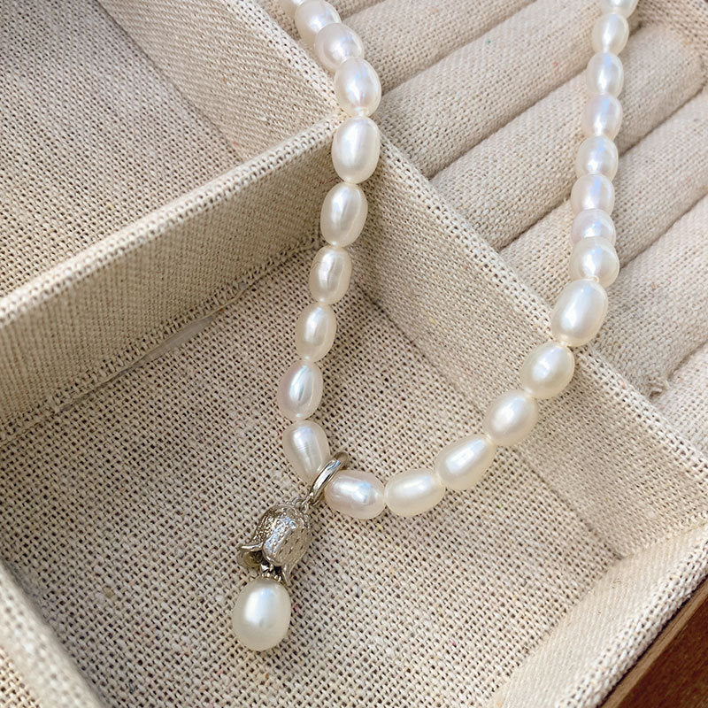 Luxury Bell Pendant Freshwater Pearl Necklace