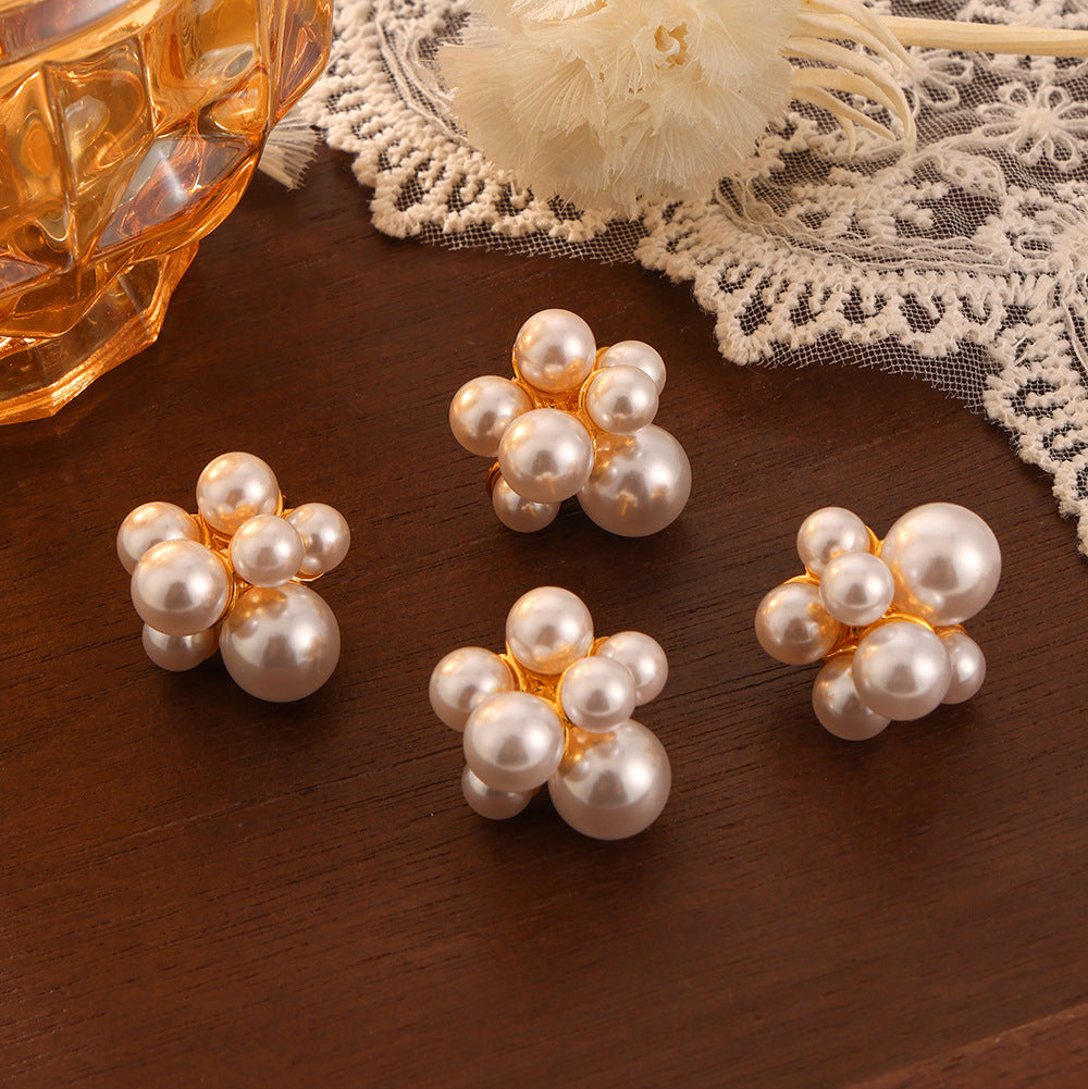 Flower Cluster Pearl Earrings