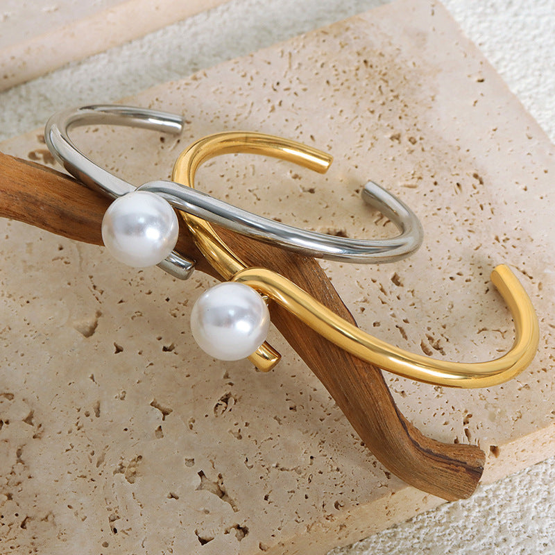 Simple Single Pearl Bangle Bracelet