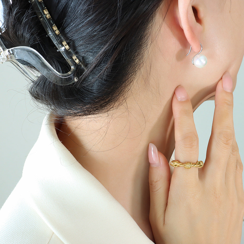 10mm Pearl Hook Earring