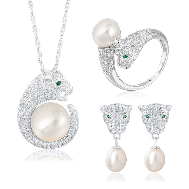 Diamond Leopard Head Freshwater Pearl Necklace Earrings Ring Set