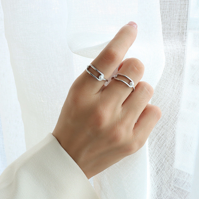 Geometric Simple Pearl Ring