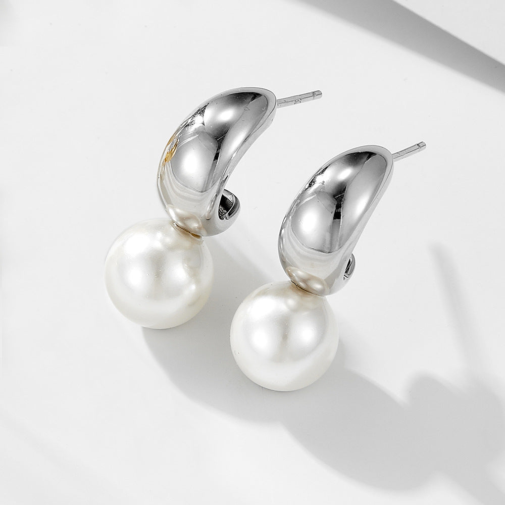 10mm Pearl Stud Earrings