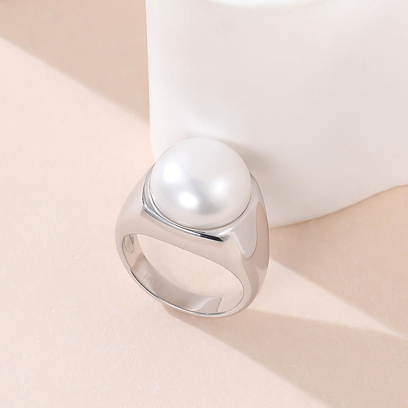 Wide Silver Pearl Ring