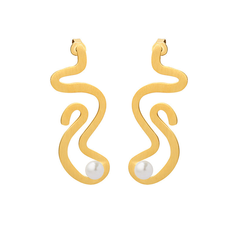 S Curve Pearl Earring