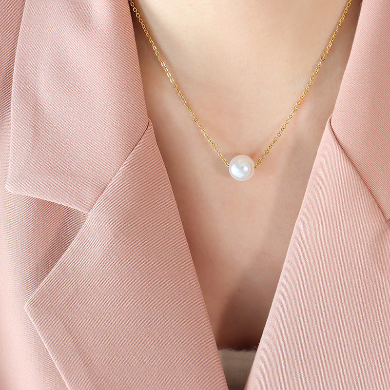 Single Pearl Pendant Necklace