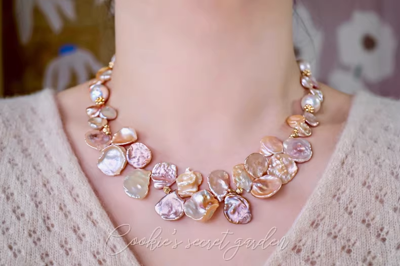 【Monet Garden Collection】 Handmade Oil Painting Petal Baroque Pearl Necklace