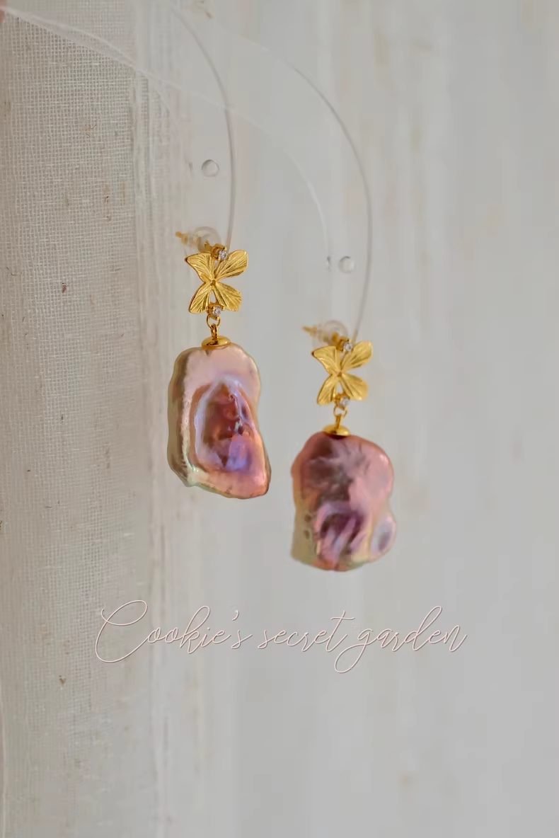 【Monet Garden Collection】 Handmade Flower Baroque Pearl Drop Earrings