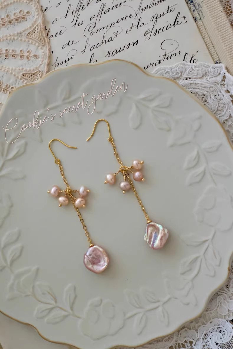 【Monet Garden Collection】 Handmade Tassel Baroque Pearl Dangle Earrings