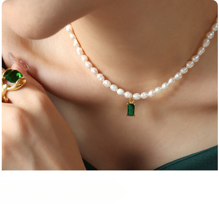 Emerald Pendant Freshwater Pearl Necklace