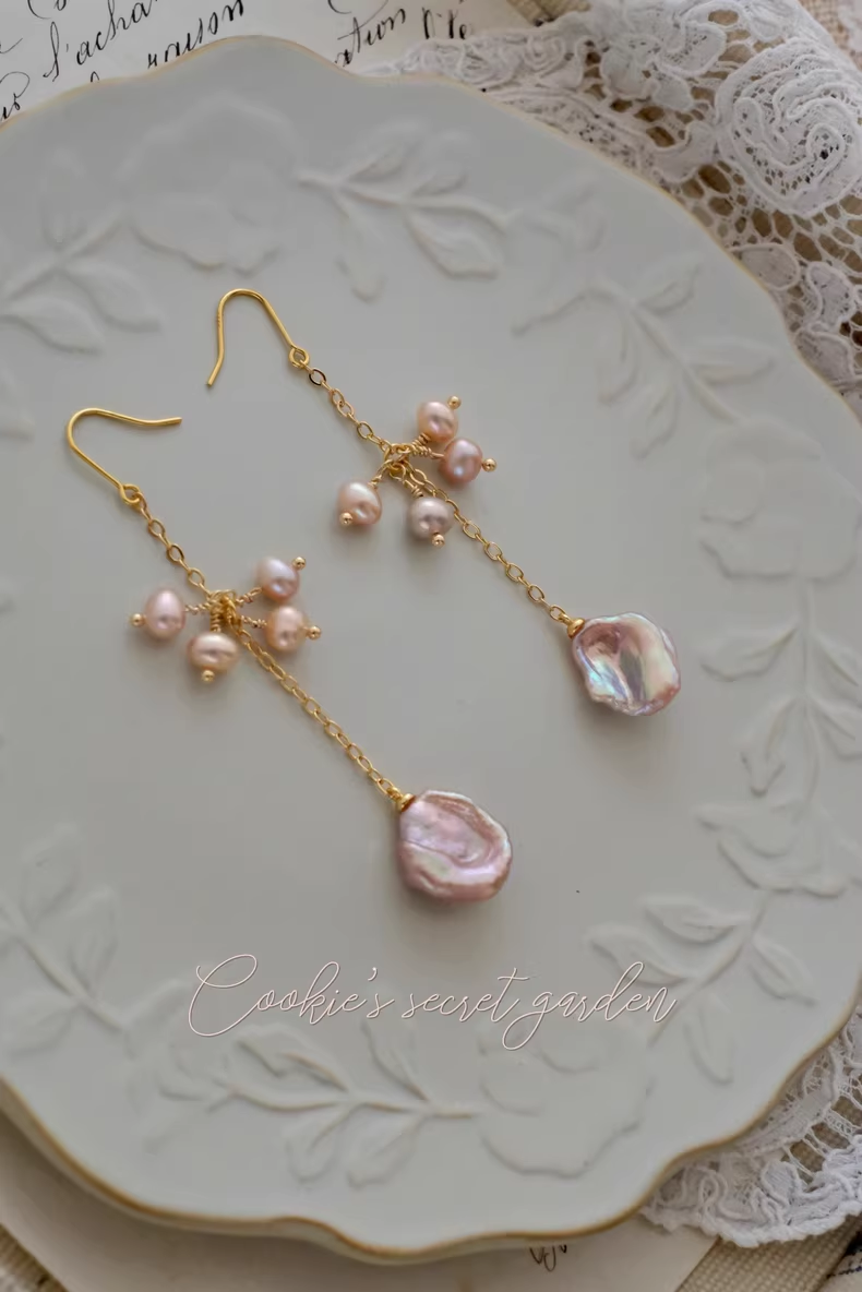 【Monet Garden Collection】 Handmade Tassel Baroque Pearl Dangle Earrings