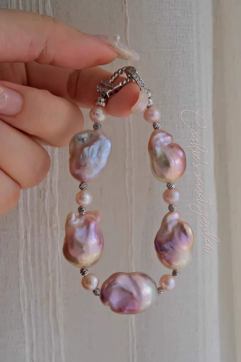 【Monet Garden Collection】 Handmade Annie Aurora Baroque Pearl Bracelet