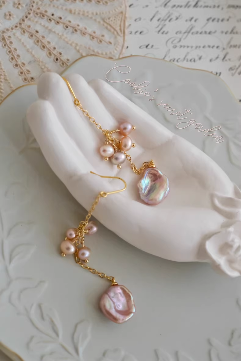 【Monet Garden Collection】 Handmade Tassel Baroque Pearl Dangle Earrings