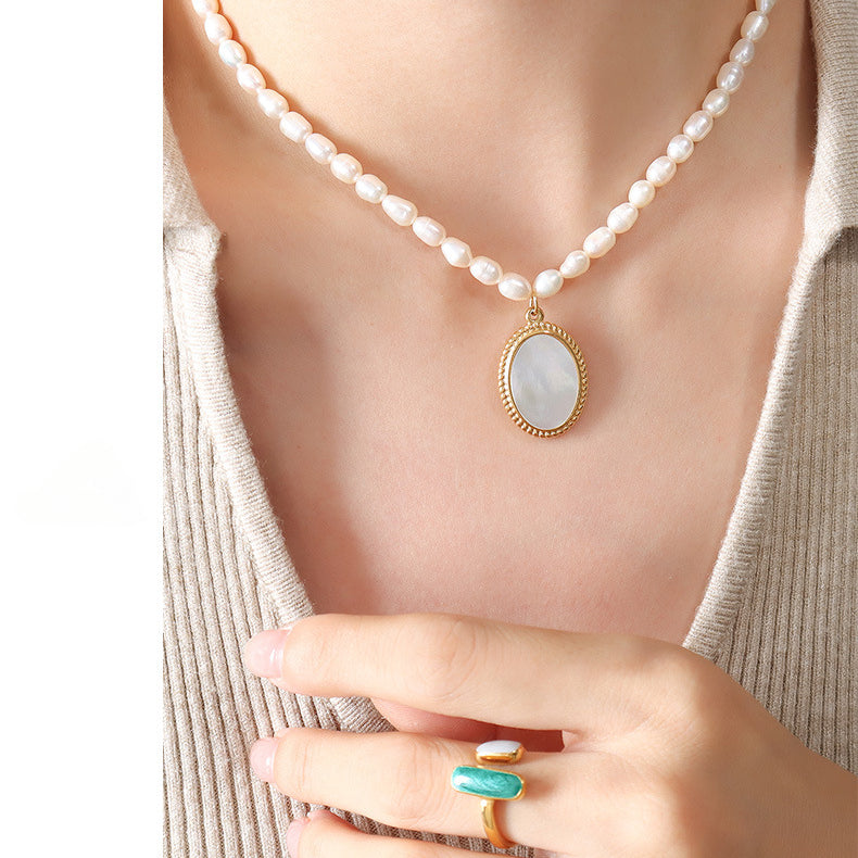 Oval Mother of Pearl Pendant Necklace