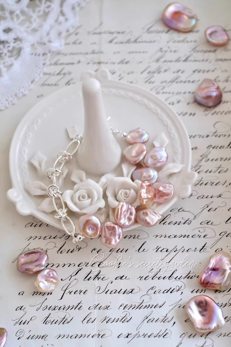 【Monet Garden Collection】 Handmade Fragrant Baroque Pearl Bracelet