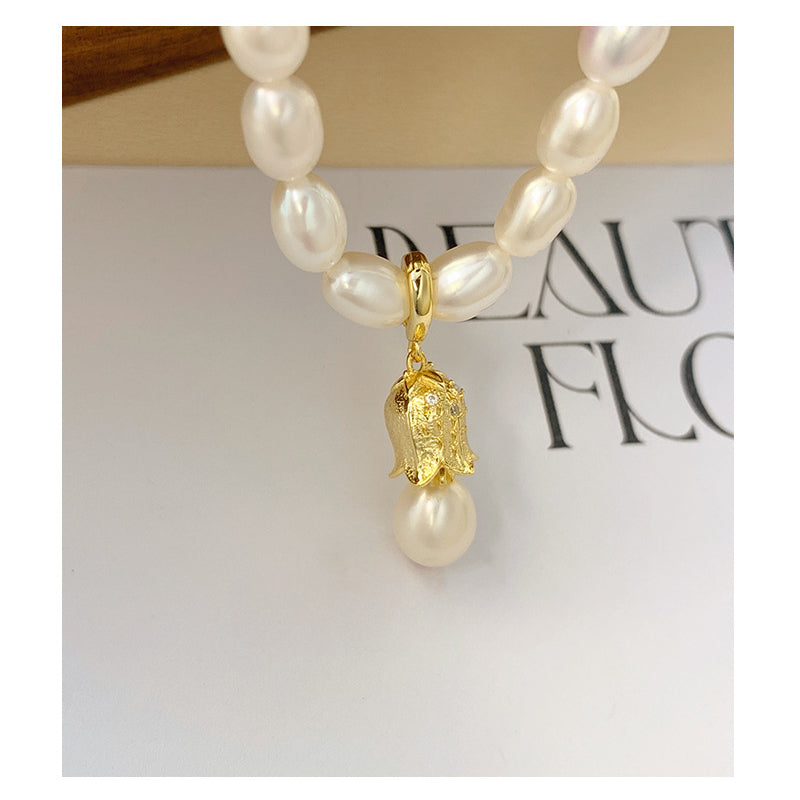 Luxury Bell Pendant Freshwater Pearl Necklace