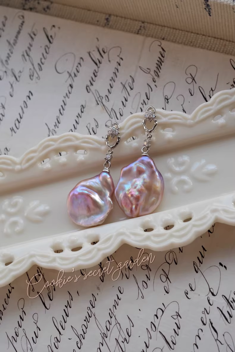 【Monet Garden Collection】 Handmade Pink-purple Baroque Pearl Earrings