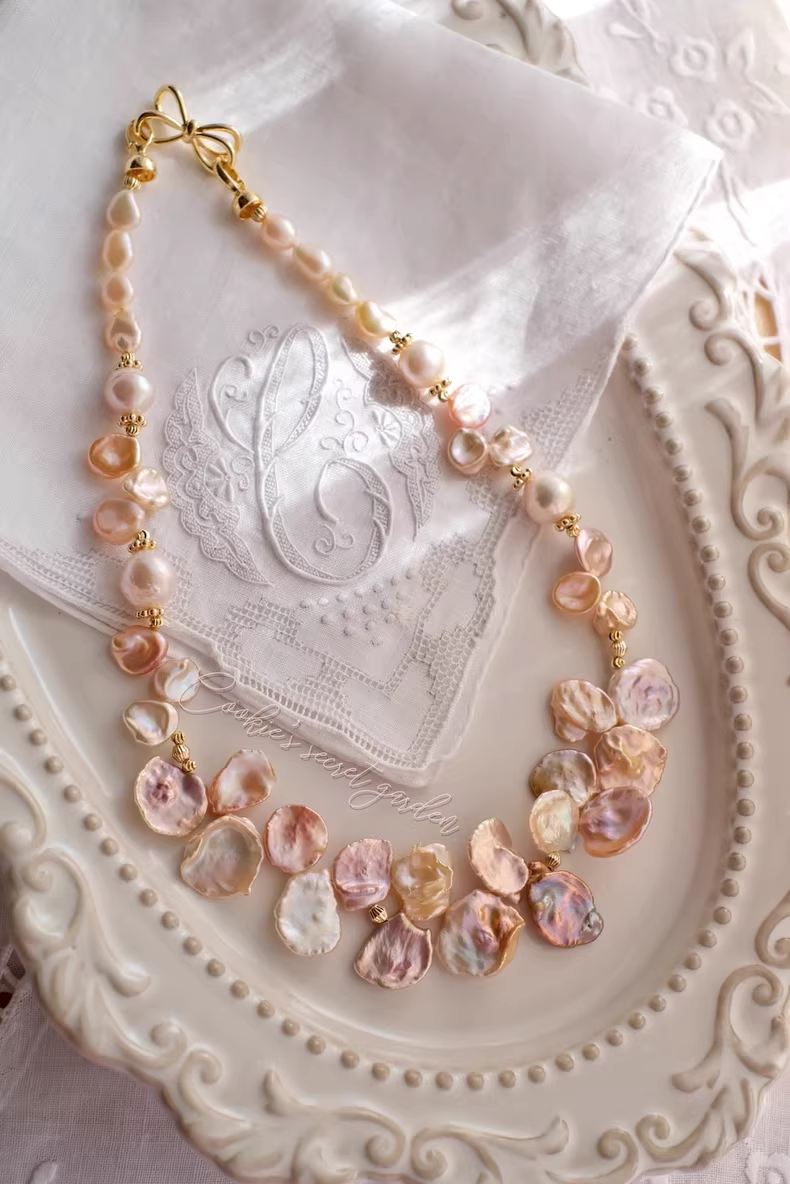 【Monet Garden Collection】 Handmade Oil Painting Petal Baroque Pearl Necklace