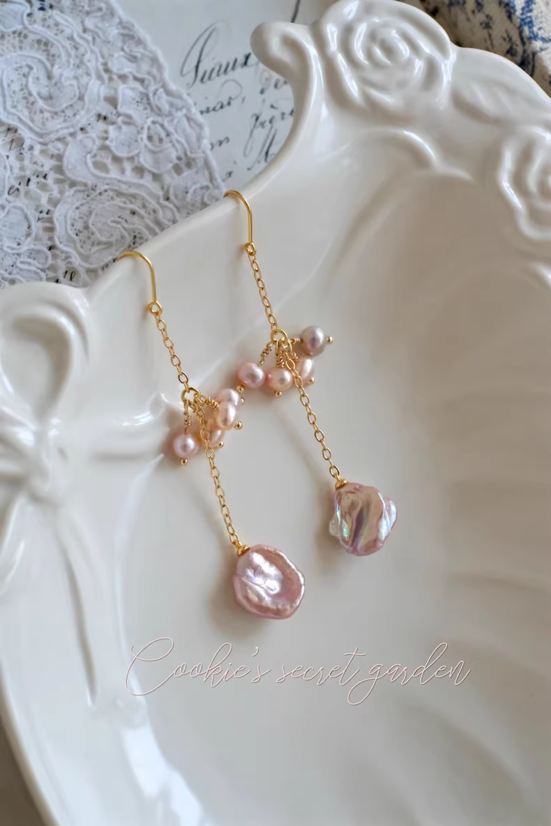 【Monet Garden Collection】 Handmade Tassel Baroque Pearl Dangle Earrings