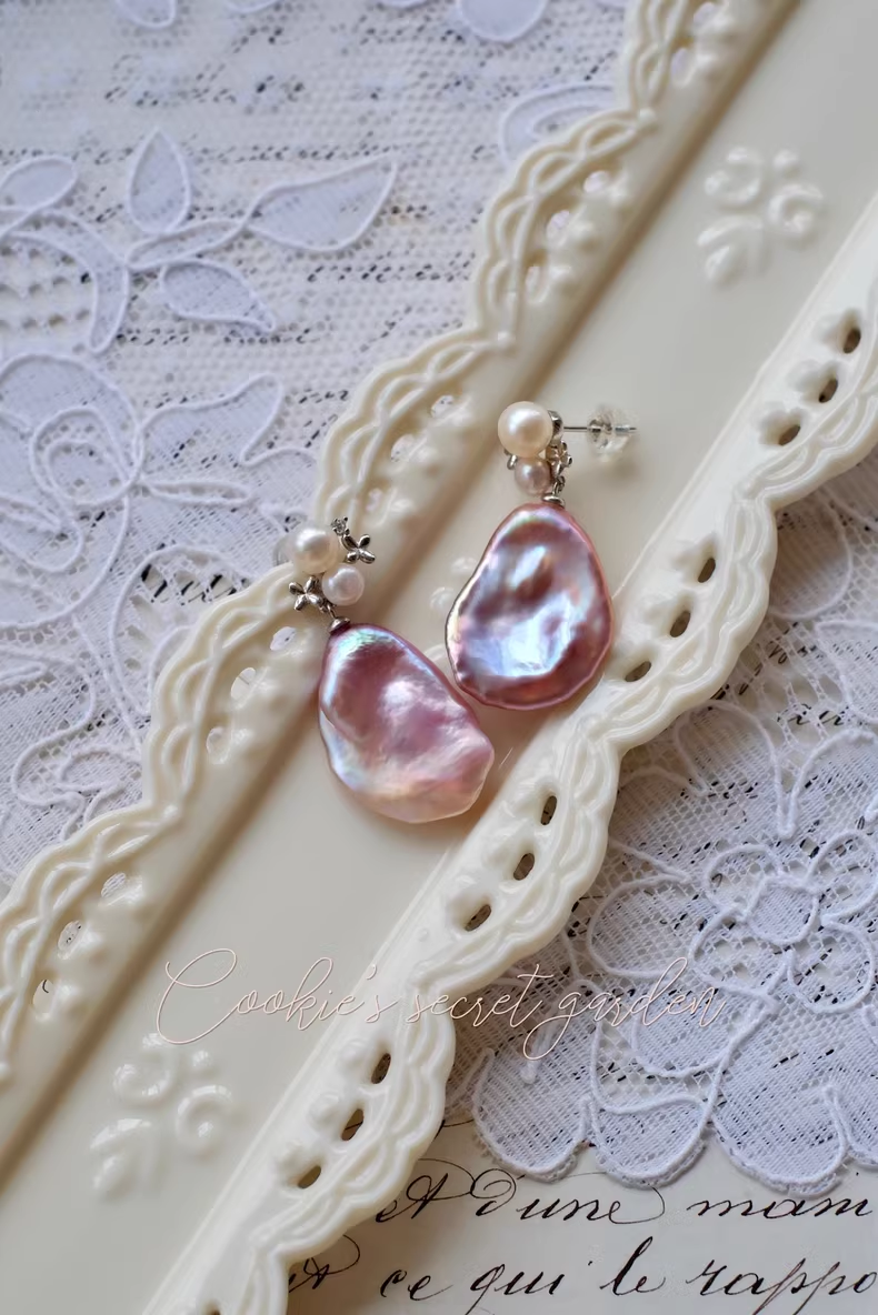 【Monet Garden Collection】 Handmade Chanson Baroque Pearl Earrings