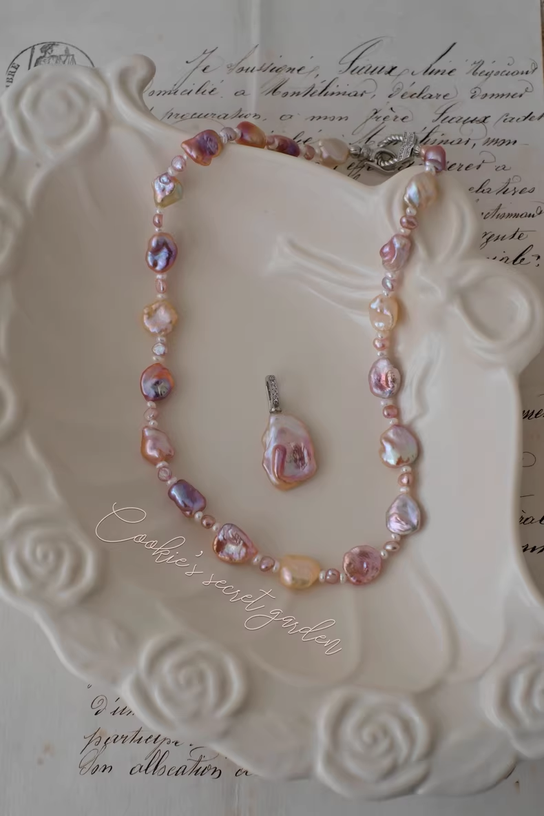 【Monet Garden Collection】 Handmade Detachable Baroque Pearl Pendant Necklace