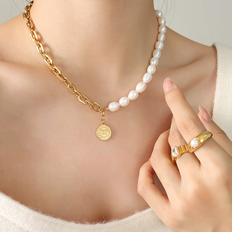 Pearl And Thick Chain Necklace Womens