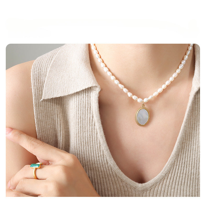 Oval Mother of Pearl Pendant Necklace