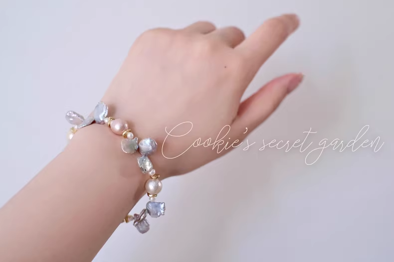 【Monet Garden Collection】 Handmade Rainy Baroque Pearl Bracelet