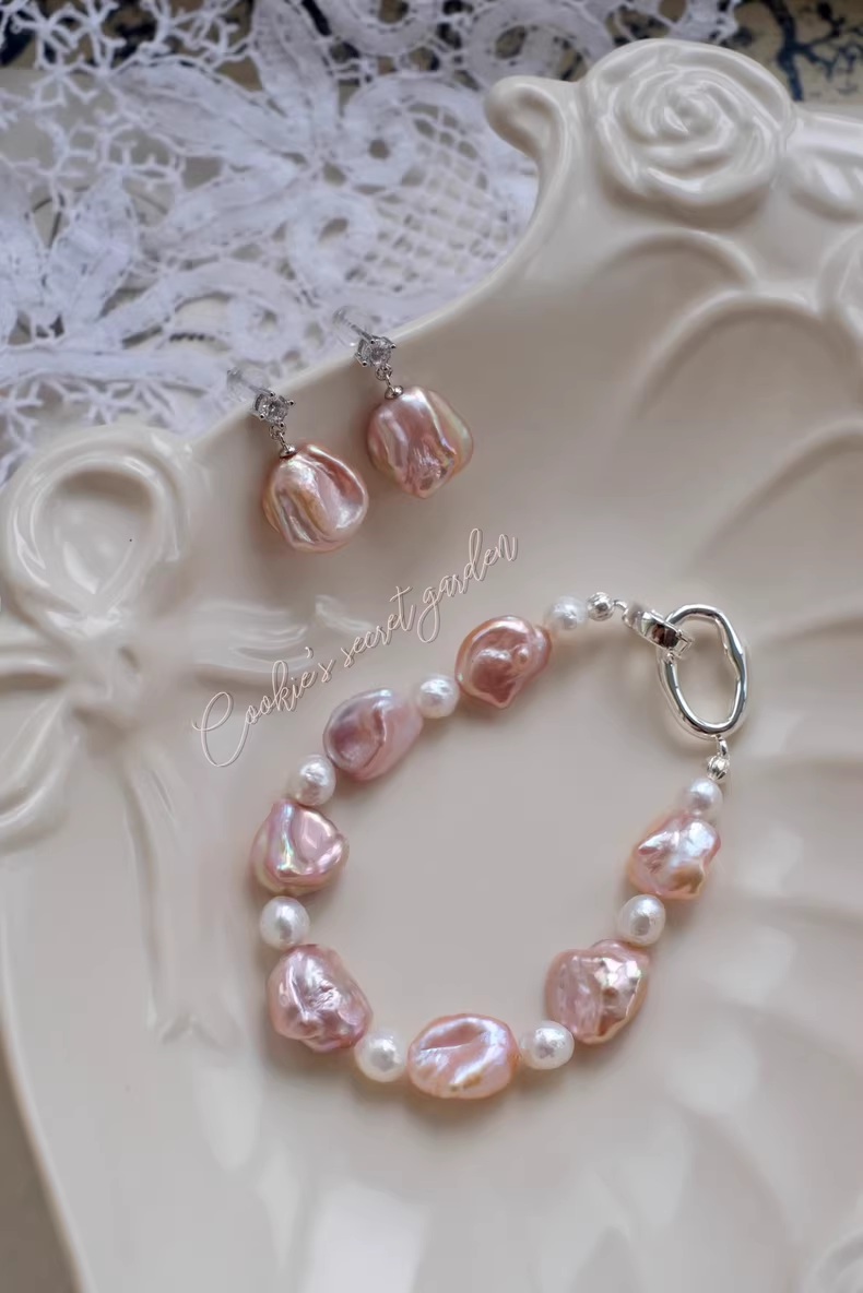 【Monet Garden Collection】 Handmade Floral Fantasy Baroque Pearl Earrings