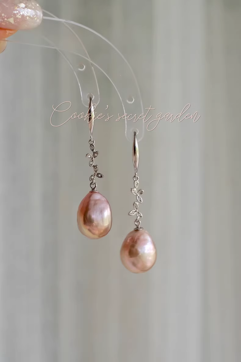 【Monet Garden Collection】 Handmade Peach Melody Baroque Pearl Earrings