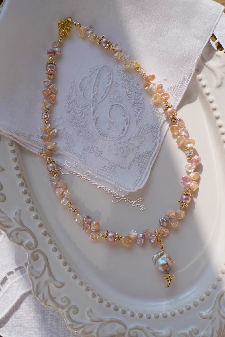 【Monet Garden Collection】 Handmade Nude Pink Petal Baroque Pearl Necklace