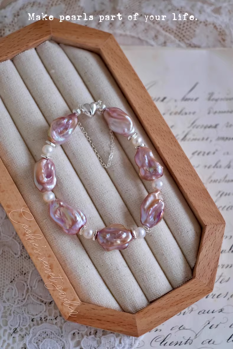 【Monet Garden Collection】 Handmade Beating Heart Baroque Pearl Bracelet