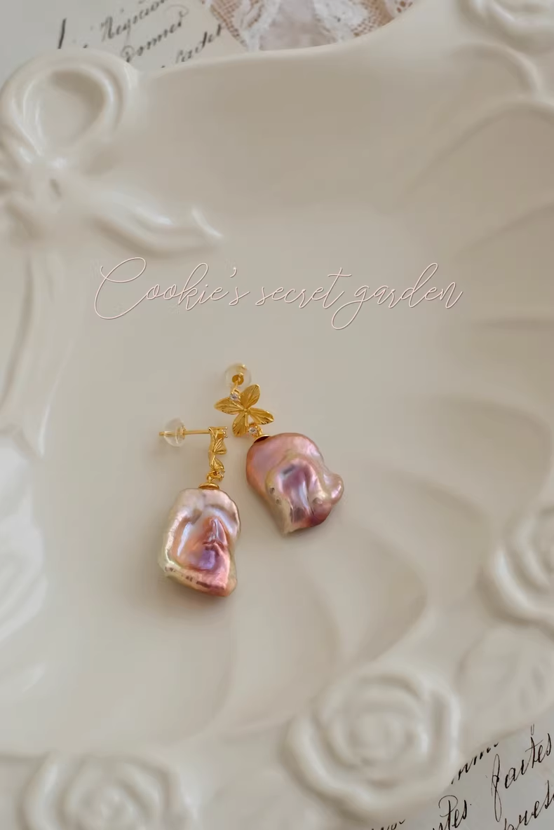 【Monet Garden Collection】 Handmade Flower Baroque Pearl Drop Earrings