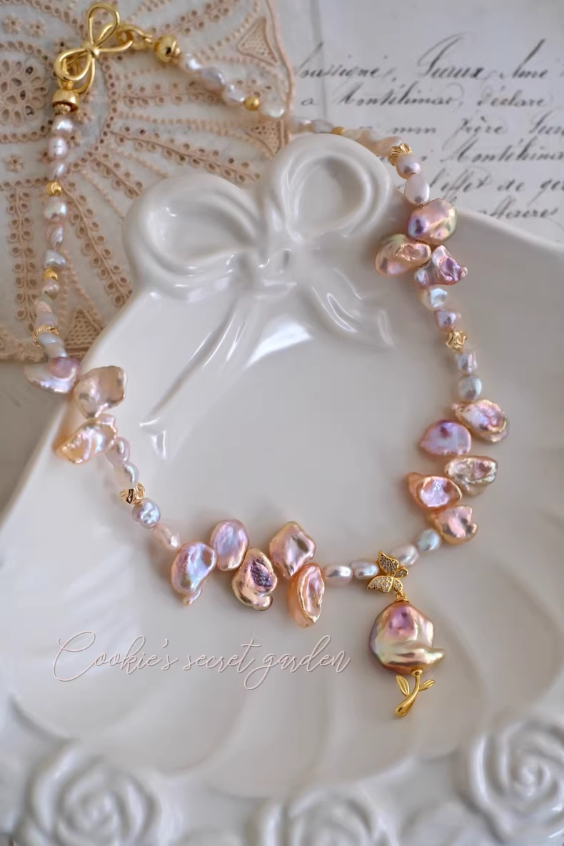 【Monet Garden Collection】 Handmade Glass Garden Baroque Pearl Necklace