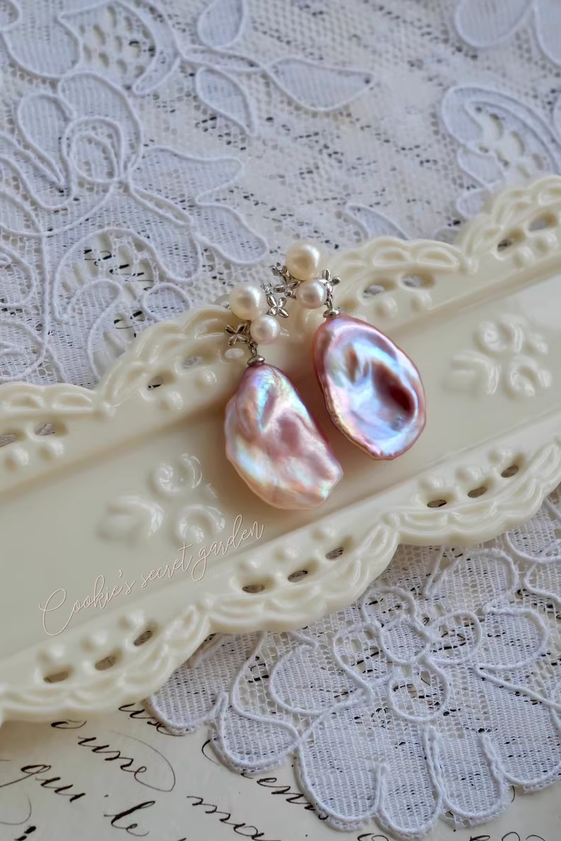 【Monet Garden Collection】 Handmade Chanson Baroque Pearl Earrings