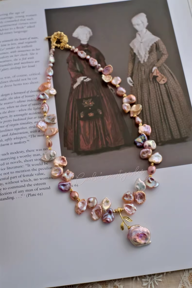 【Monet Garden Collection】 Handmade OT Clasp Rose Dangle Baroque Pearl Necklace