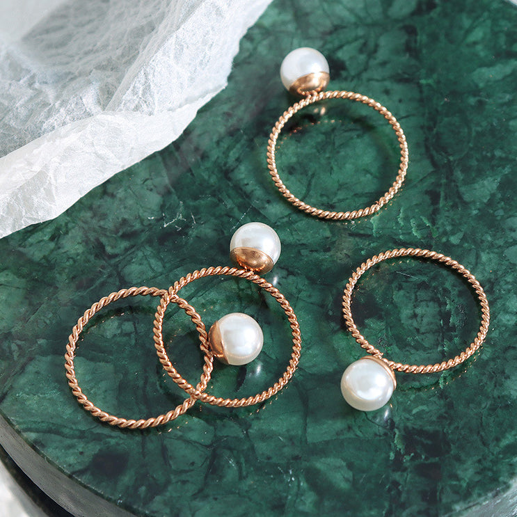 Twist Rose Gold Pearl Ring