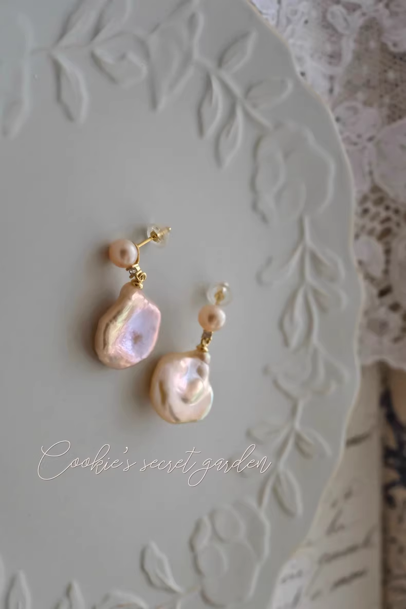 【Monet Garden Collection】 Handmade Early Spring Baroque Pearl Earrings