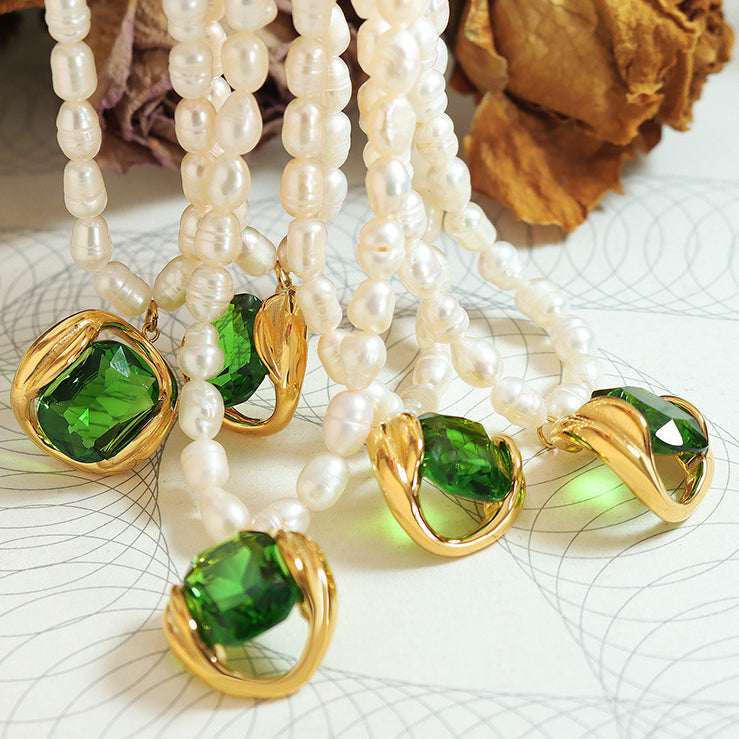 Hollow Enhancer Zircon Emerald  Pendant Freshwater Pearl Necklace