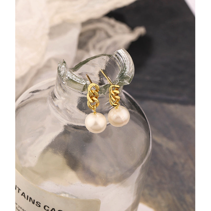 Gold Chain Pearl Earrings